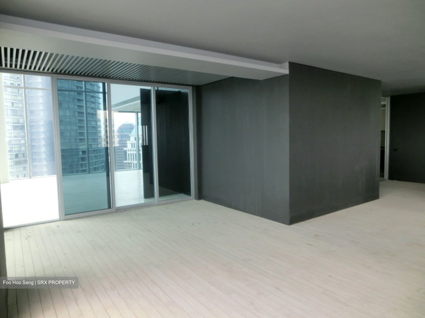 TwentyOne Angullia Park (D9), Condominium #353365651